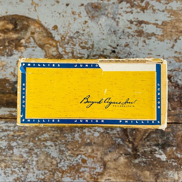 ♥️ Vintage ♥️ Junior Phillies Cigar Box - Picture 7 of 8